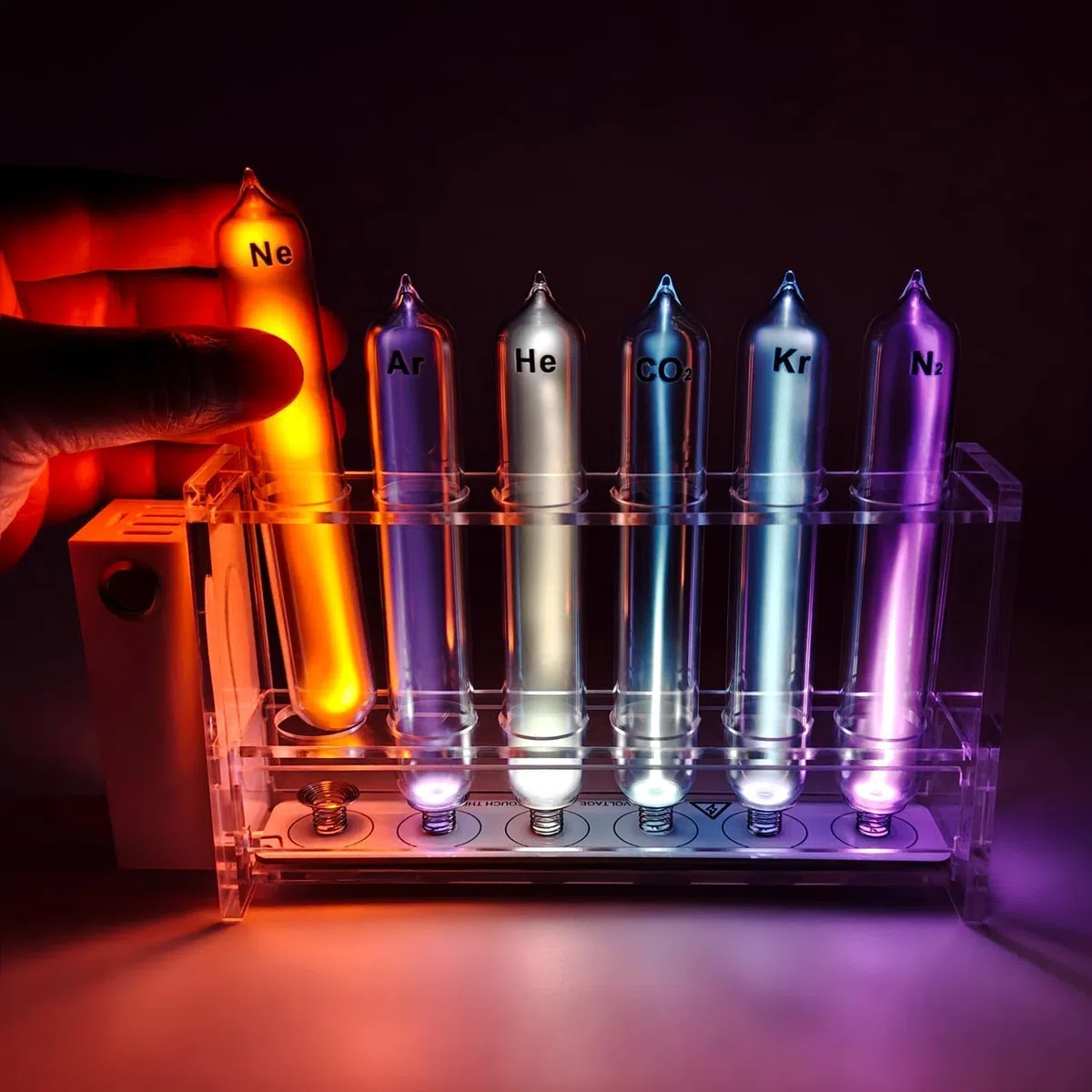 Edelgas-glimmentladungs-demonstrationsset, 6 Glasröhrchen Mit Anregungsbasis, He/ne/AR/kr/xe/n2 Für Den Chemie- Und Physikunterricht