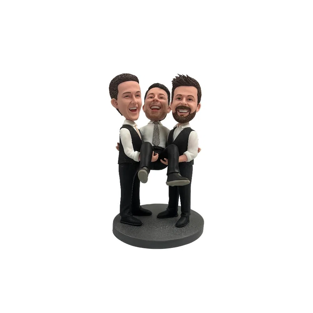 Custom Business Partners Wackelkopf, personalisierte Figur von zwei Partnern, die den dritten anheben, um Erfolg zu feiern, handgefertigtes Geschenk für Geschäftserfolge, Team-Meilensteine und